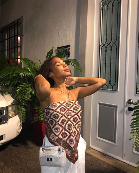 Glowinggg : r/laidtee