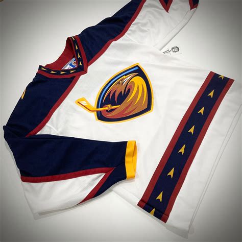 Vintage Atlanta Thrashers CCM Hockey Jersey – ROMAN