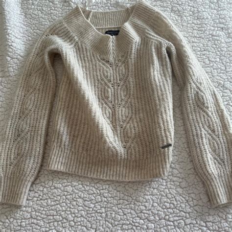 ABERCROMBIE AND FITCH SWEATER - lightly worn - very... - Depop