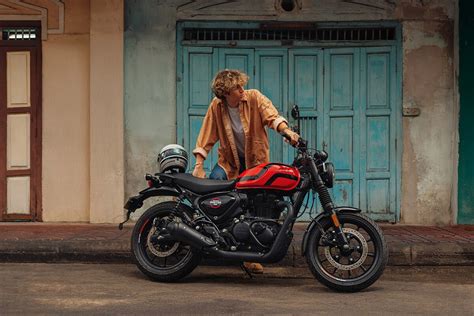 2025 Royal Enfield Hunter 350 breaks cover: What's new