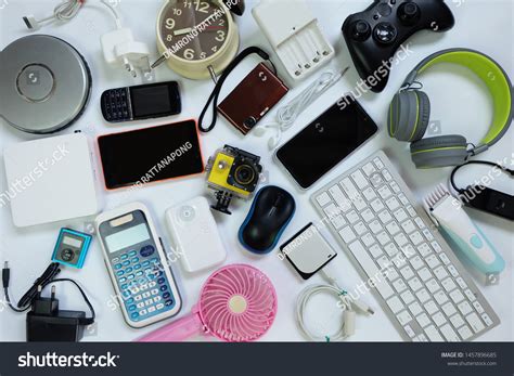 Examples of Technology in Daily Life 的图像结果