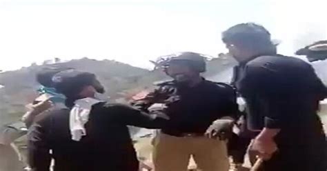 Massive Protest In PoK: POK में प्रदर्शनकारियों का क्रूरता से दमन ...