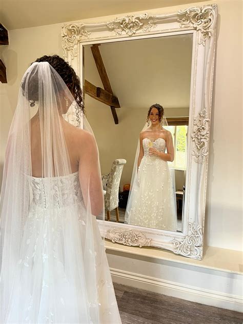 All Who Wander Wedding Dress Save 63% - Stillwhite