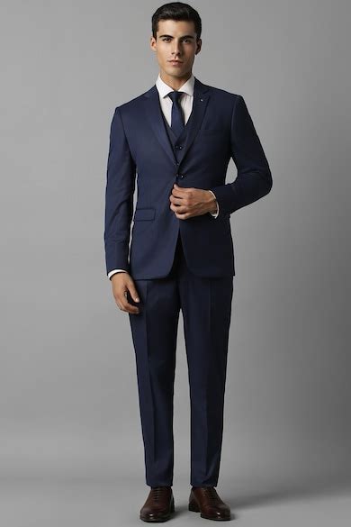 Buy Men Navy Slim Fit Textured Formal Three Piece Suit Online - 940058 ...