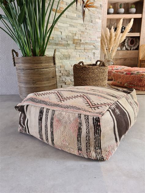 Moroccan kilim boujaad pouf Big floor pillow Handmade Moroccan poof 100 ...