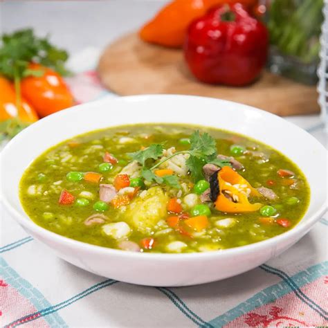 What is Aguadito de Pollo? One of the must-try foods in Peru | FoodMap