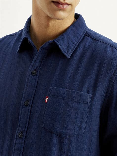 Men's Solid Slim Fit Shirt – Levis India Store