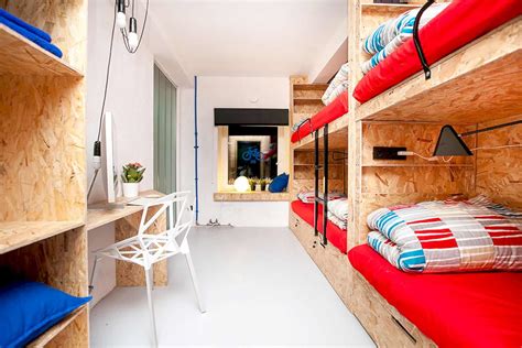 SIMPLE Hostel: A Colorful Hostel with Simple Interior and Eco-Design ...