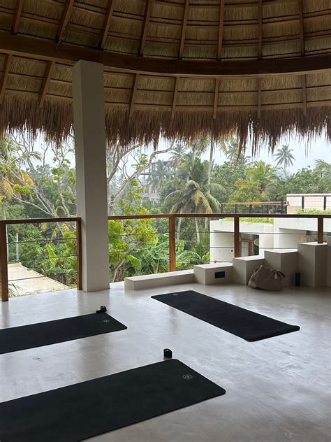 Rebecca Sanchez (@rebeeccasanchcruz) • Instagram photos and videos