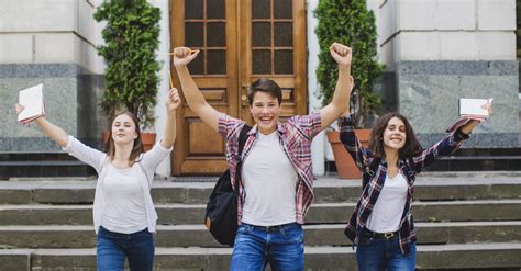 Early Decision and Early Action Acceptance Rates at Top US Schools ...