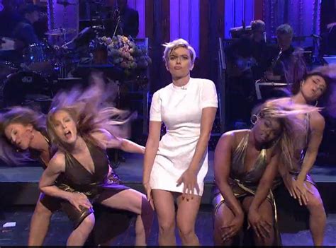 Scarlett Johansson Hosts SNL, Performs Sexy Dance: 5 Highlights