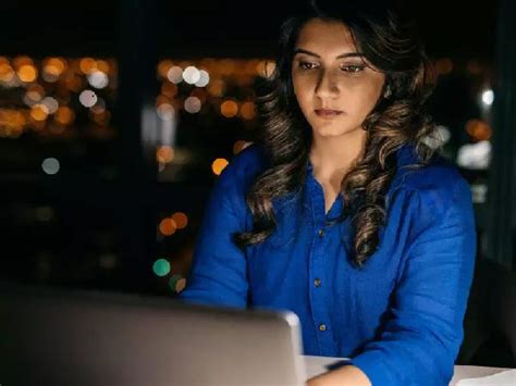 14 सामान्य बातें जिनके लिए भारतीय महिलाओं को दोषी होने का कराया जाता है ...