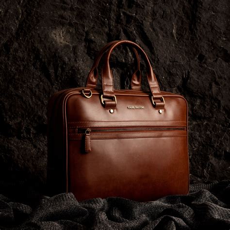 Buy Laptop Bags Online for Men & Women - Gauge Machine