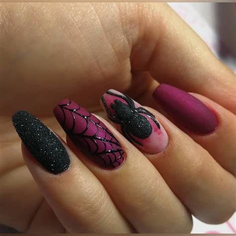 Some scary and sweet nail inspo for Halloween | Cute halloween nails ...