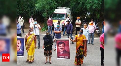 Citizens thank Mundhe for Covid control | Nagpur News - Times of India