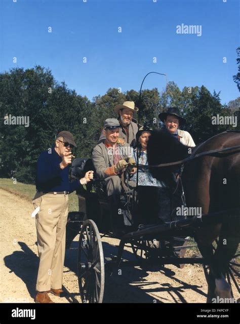 John wayne horse soldiers 1959 hi-res stock photography and images - Alamy