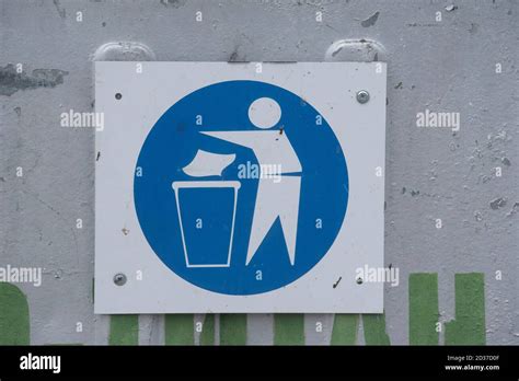 Commercial Waste Disposal Sign 的图像结果