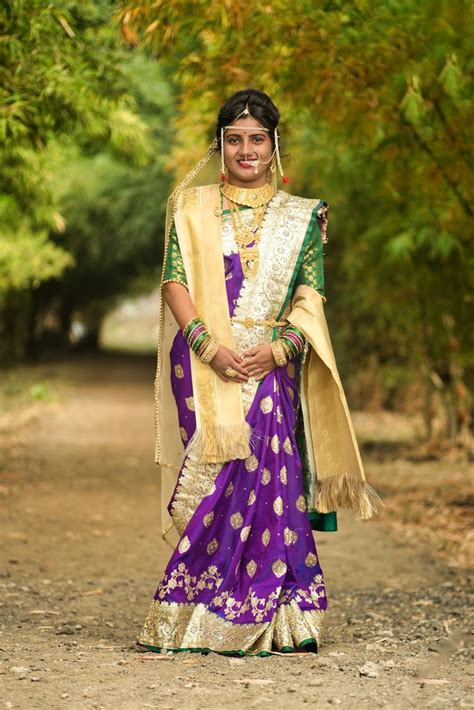 Indian sari outfit Photos - Download Free High-Quality Pictures | Freepik