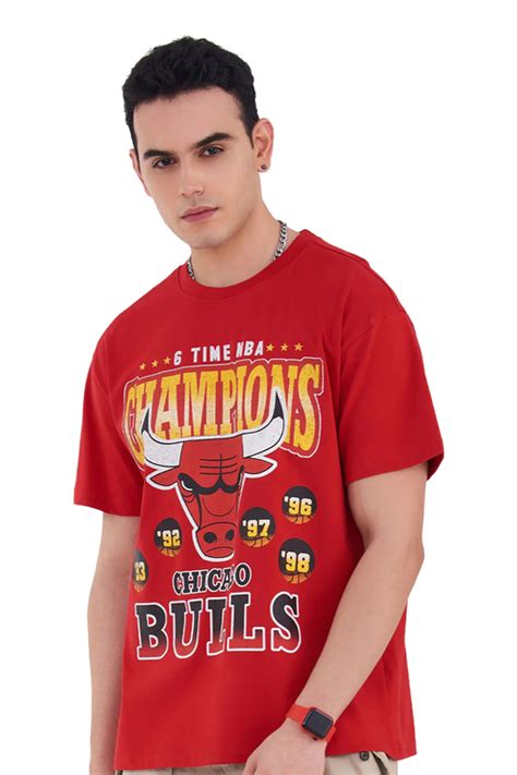 NBA - Chicago Bulls Champions Graphic Print Oversized T-Shirt 'Red' - NBA