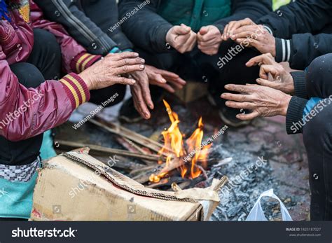 2,616 Asian Family In Cold Weather Images, Stock Photos & Vectors ...