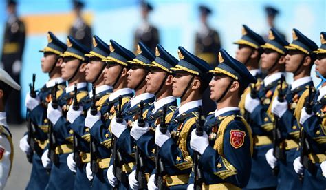 中国三军仪仗队明日亮相红场阅兵|中国军队|陆军_凤凰资讯