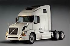 volvo commercial vehicles penske orders 600 volvo trucks autoevolution volvo commercial vehicles penske orders 600 volvo trucks autoevolution