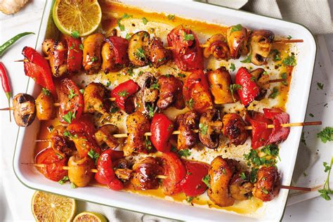 Marinated chicken thigh skewers | ALDI IE