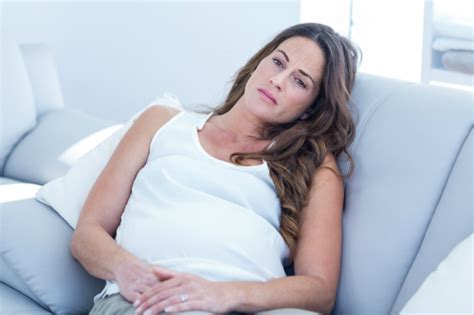 为什么怀孕期间孕妇情绪起伏比较大？_睡眠