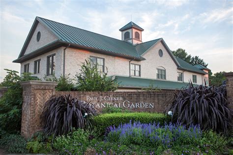 Paul J Ciener Botanical Garden - Photography Workshops 2021 - Elizabeth ...