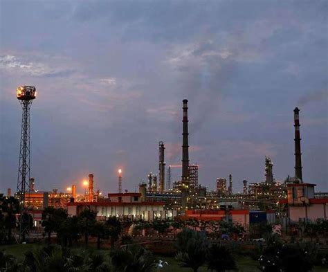 Oil Crisis: भारत के पास है 53.3 लाख टन तेल भंडार की व्यवस्था, अमेरिका ...