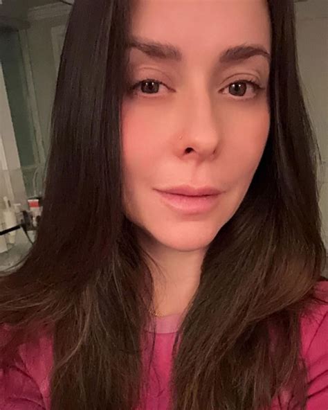 Jennifer Love Hewitt Asks Fans to ‘Be Kind’ After Plastid Surgery Speculation