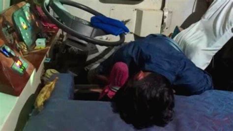 Bus driver goes unconscious after getting drunk; passengers stranded on ...