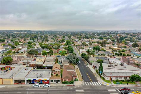 3956 W Slauson Ave — Elizabeth Clark | Commercial Real Estate