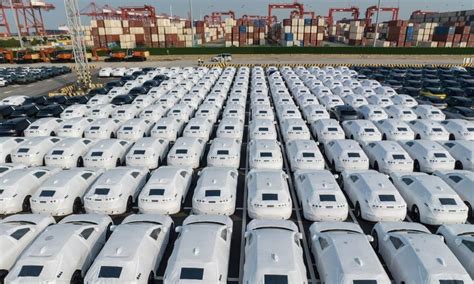 Tariffs could upend $240 billion trade route; CFPB update - Automotive News