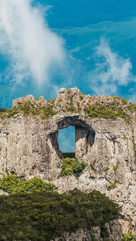 Pedra Furada rock formation in São Joaquim... - Spotlight Photos