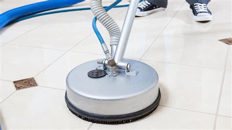 5 Expert Tips On Cleaning Stained Tile And Grout