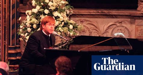 Elton John performs Candle in the Wind at Princess Diana's funeral ...