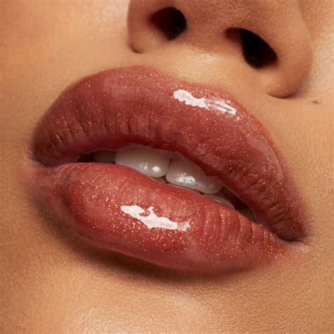 Lips VTO – Lakmē