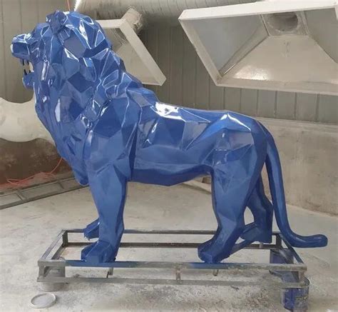 玻璃钢几何切面狮子雕塑-方圳雕塑厂