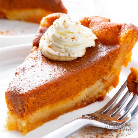 Keto Pumpkin Pie (Sugar Free) - Wholesome Yum