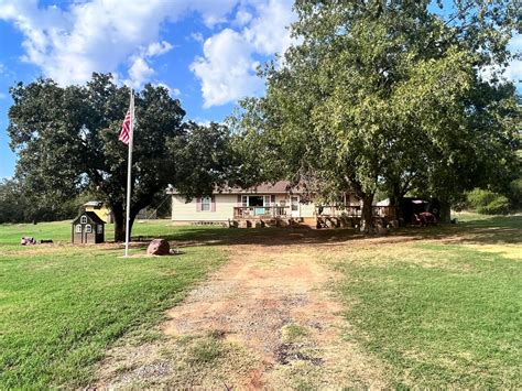 17575 E County Rd 1720, Ratliff City, OK 73481 | MLS: 37964 | LandWatch