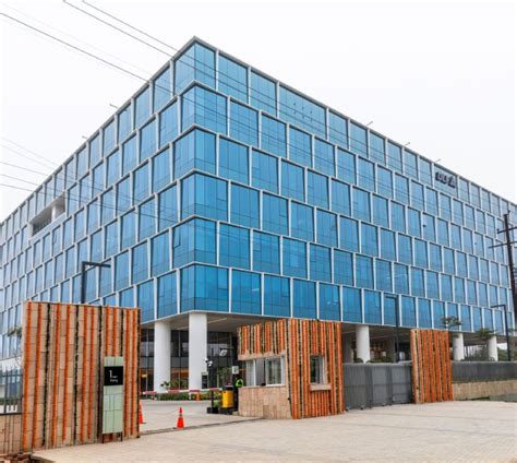 DLF Techpark Noida: Commercial Office Spaces for Rent/Lease in Noida