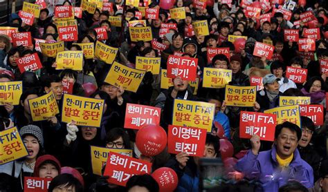 为什么韩国民众游行要求李明博下台？-雪中炭的专栏 - 博客中国