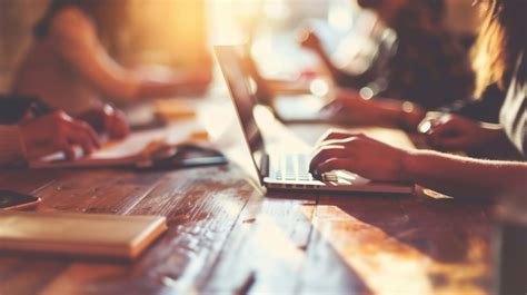 Business Meeting Computer 的图像结果