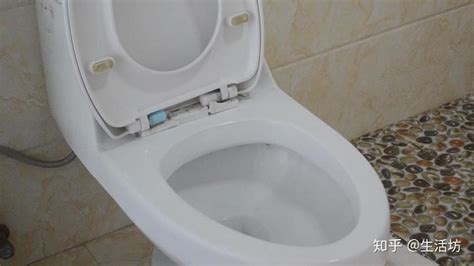 越来越多人不在厕所装马桶，当下流行这样装卫生间，简直机智！