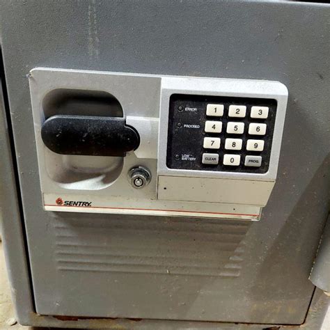 Code for Sentry Safe 的图像结果