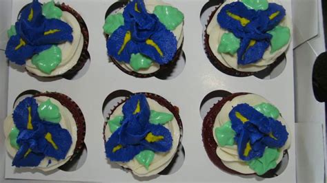 Iridescent Buttercream Tutorial 的图像结果