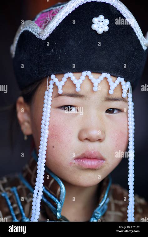 Mongolian People with Blue Eyes 的图像结果