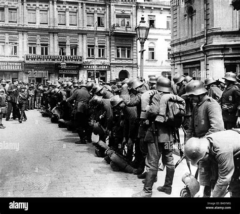 events, First World War / WWI, Eastern Front, German soldiers in Kiev ...