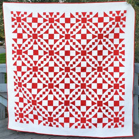 Image result for Simple Two-Color Quilt Patterns